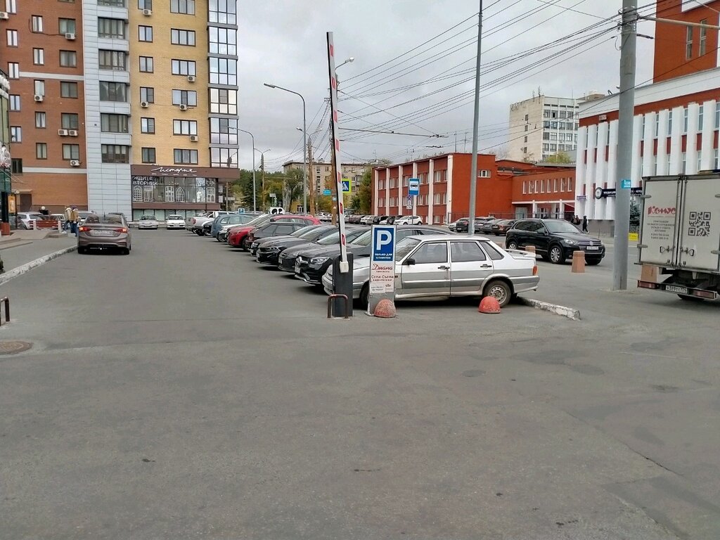Автомобильная парковка Парковка, Челябинск, фото