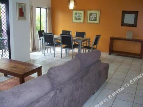 Фото Bohemia Resort Cairns