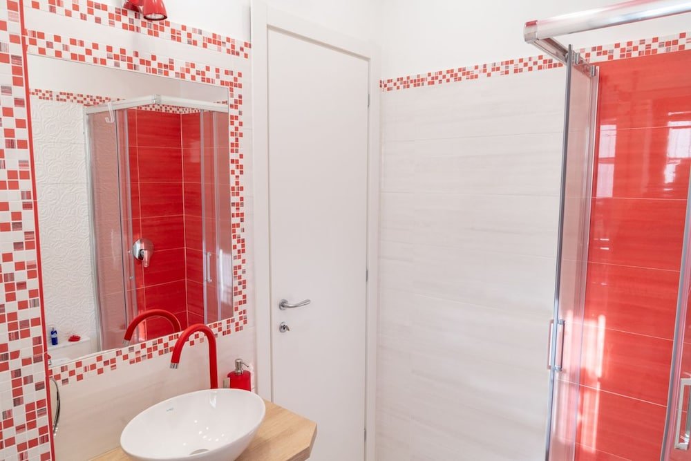 Фото Red Rose Apartment