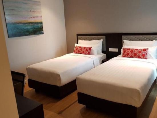 Фото Suasana All Suites Hotel