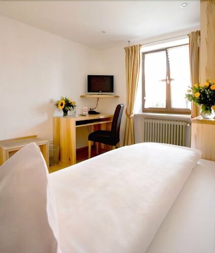 Гостиница Hotel-Gasthof Wadenspanner в Ландсхуте