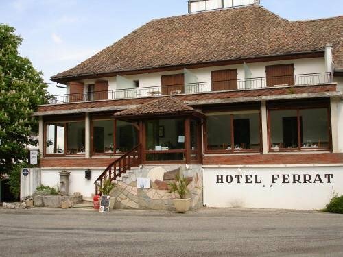 Гостиница Hotel Restaurant Le Traîneau в Гренобле