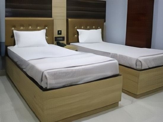 Фото Hotel Shreemoyee Inn