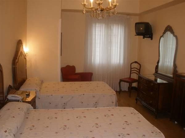 Фото Hostal La Mexicana