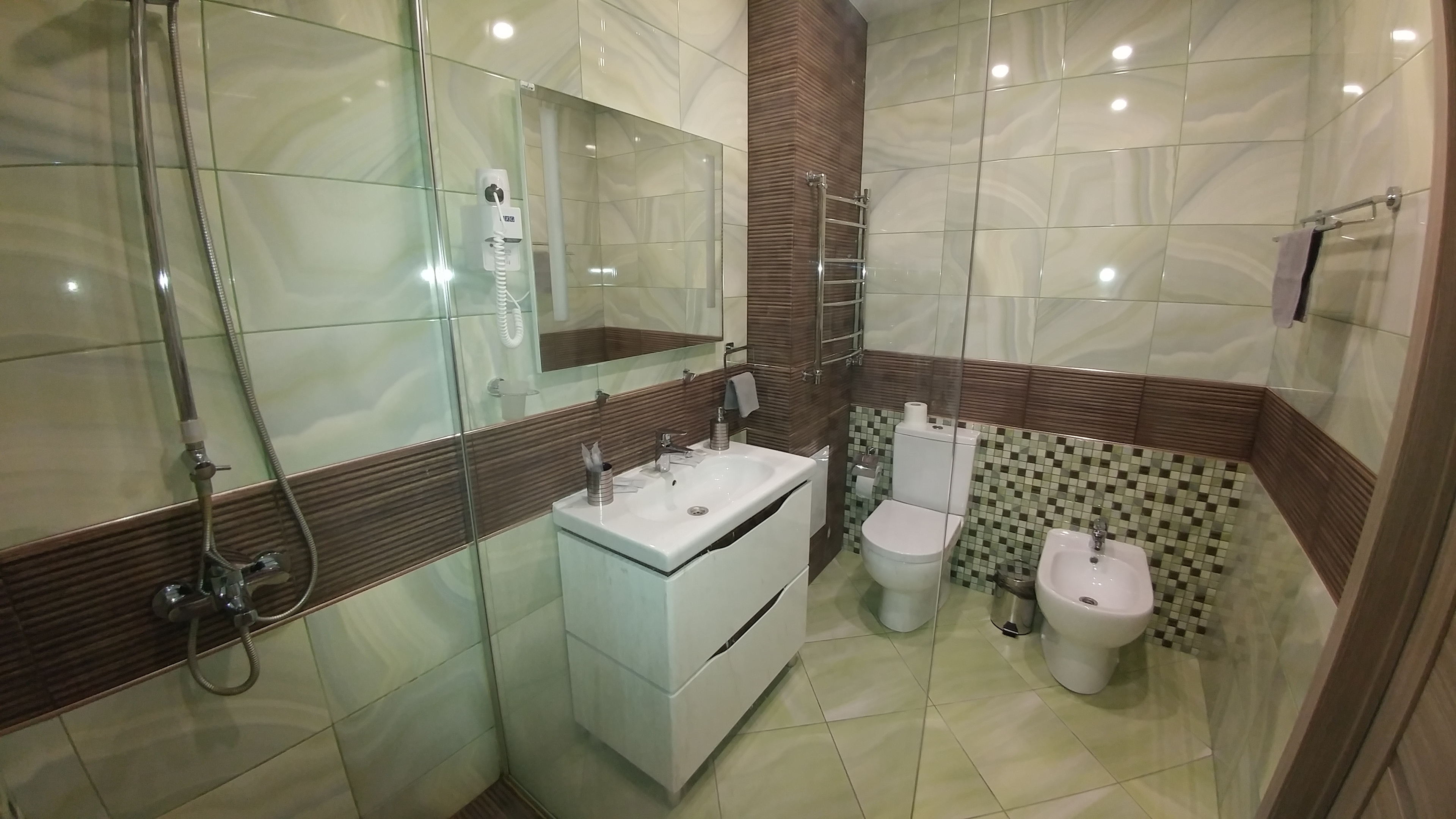 Фото Много квартир 73 на Федерации  130а