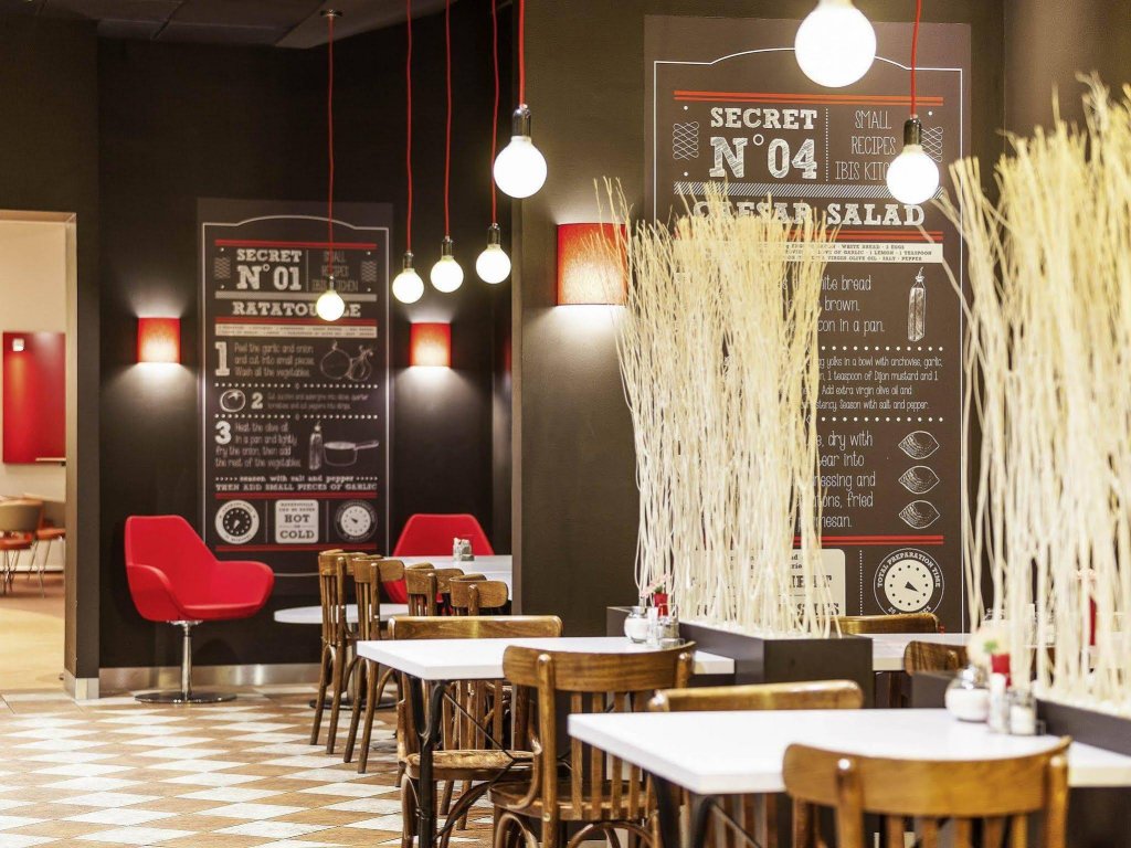 Фото Ibis Praha Mala Strana