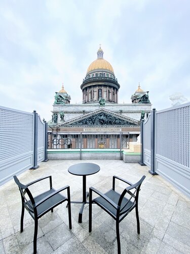 Гостиница Four Seasons Lion Palace St. Petersburg в Санкт-Петербурге