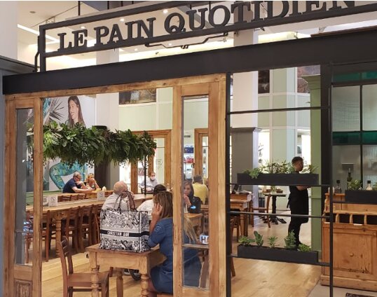 Coffee shop Le Pain Quotidien, Buenos Aires, photo