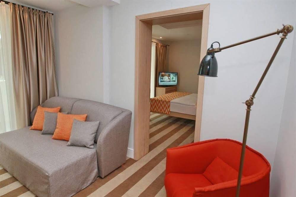 Фото Hotel Budva