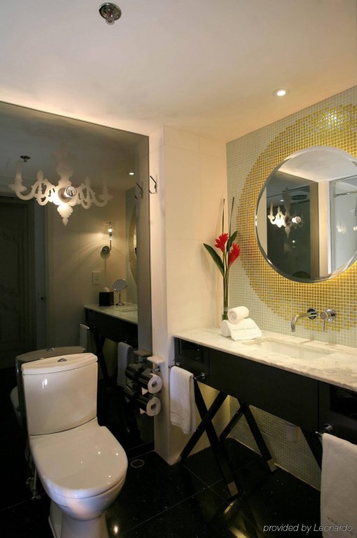 Фото The Luxe Manor