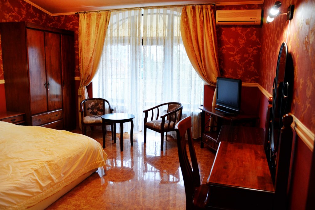 Фото Глория