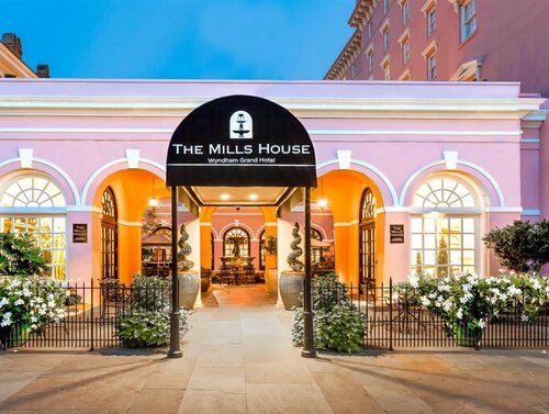Внешний вид отеля The Mills House Wyndham Grand Hotel в Чарлстоне, фото 1