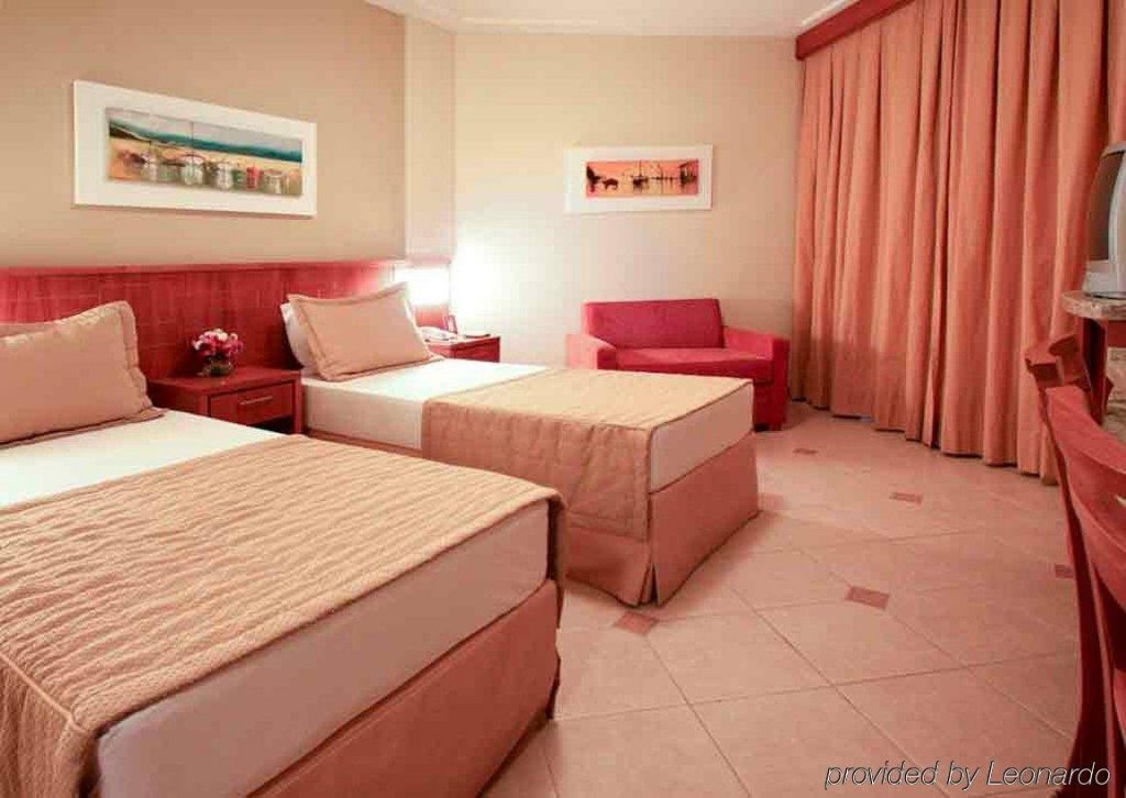 Фото 216056865908