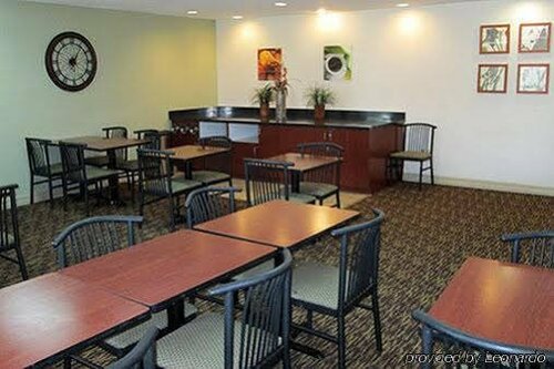 Гостиница Extended Stay America Suites Dallas Las Colinas Green Park D в Ирвинге