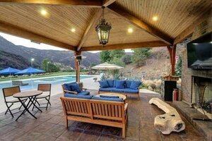 Agoura Hills Colonial Tower Estate