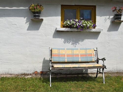 Жильё посуточно Cozy Holiday Home in Schwarzbach Thuringia With Garden