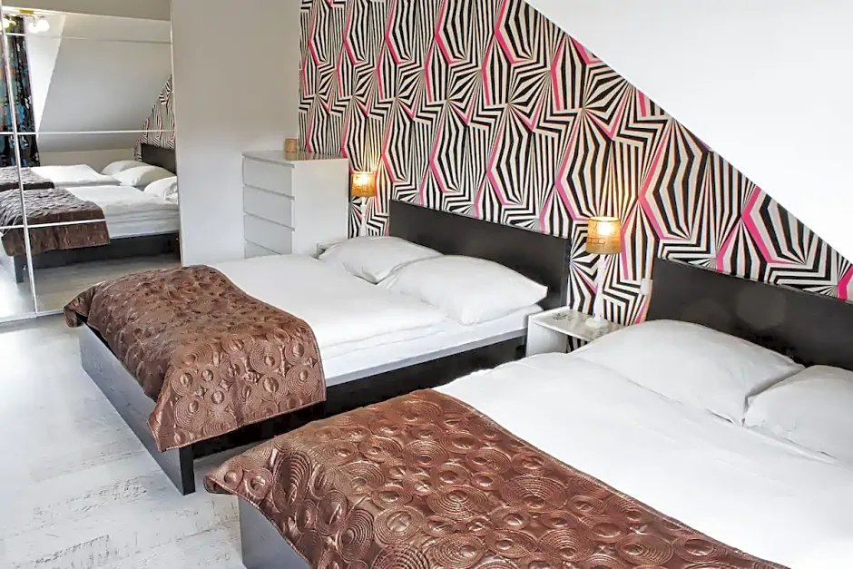 Фото Royal Court Apartments