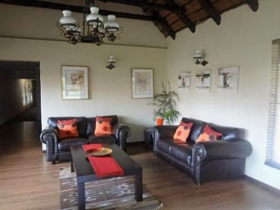 Фото Hotel Numbi and Garden Suites