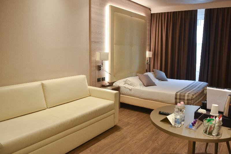 Фото Duomo Hotel & Apartments