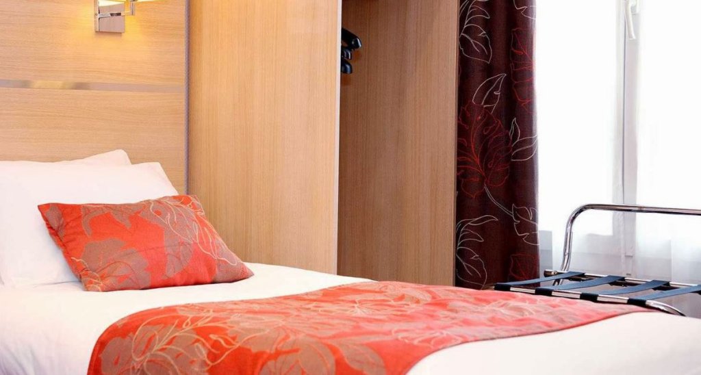 Фото Hotel de France Gare de Lyon Bastille