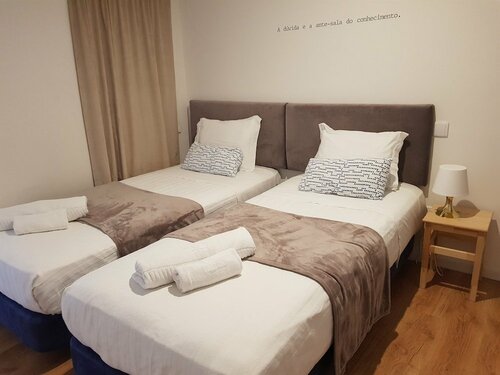 Гостиница What Else Guest House в Округе Сантарен