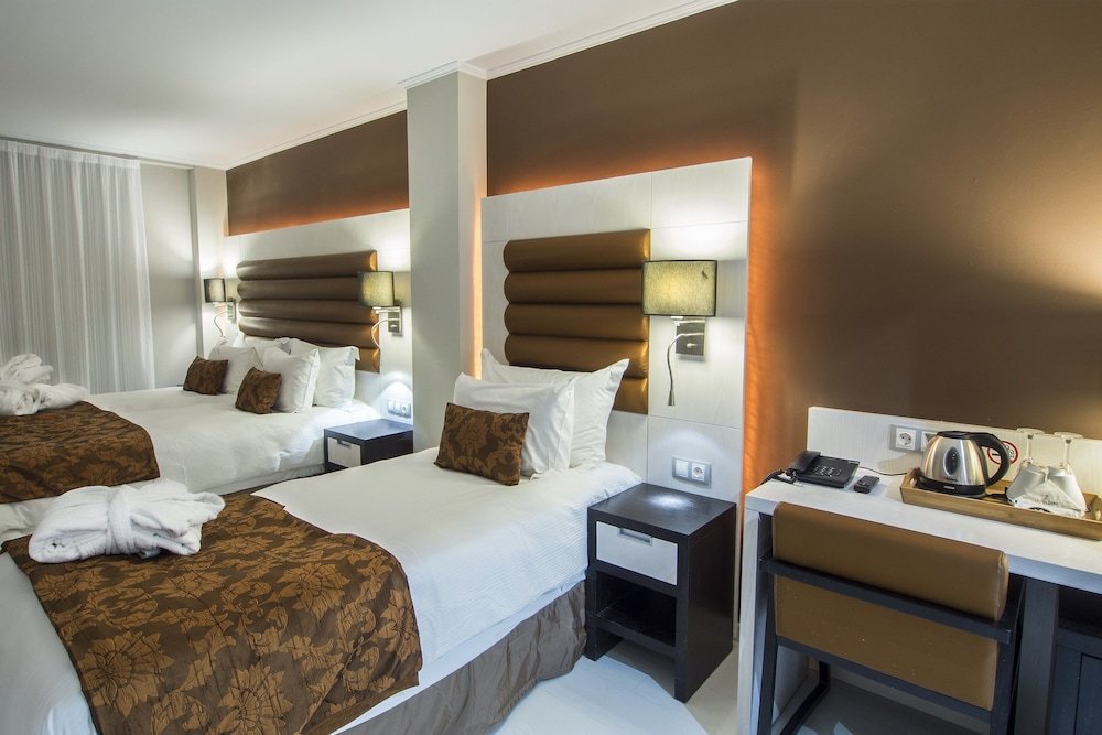 Фото Hotel SPA Princesa Parc