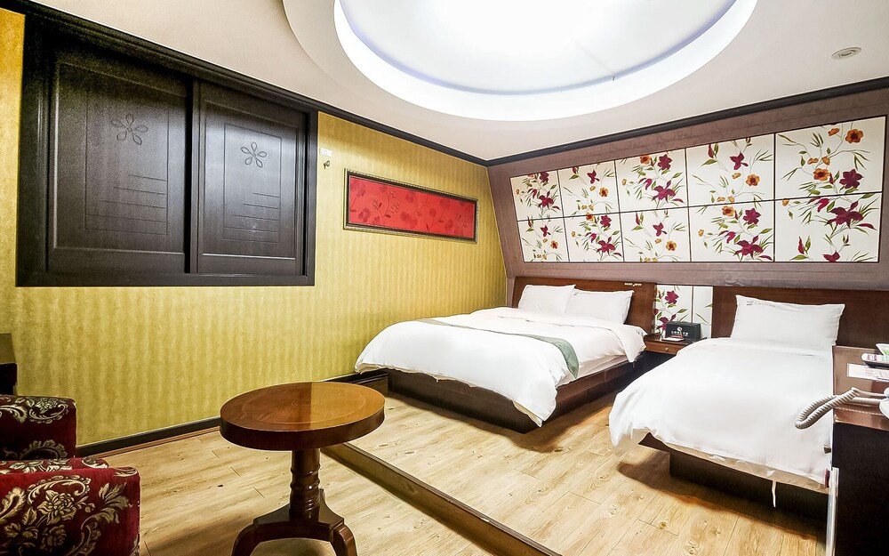 Фото Suncheon Noblesse Hotel