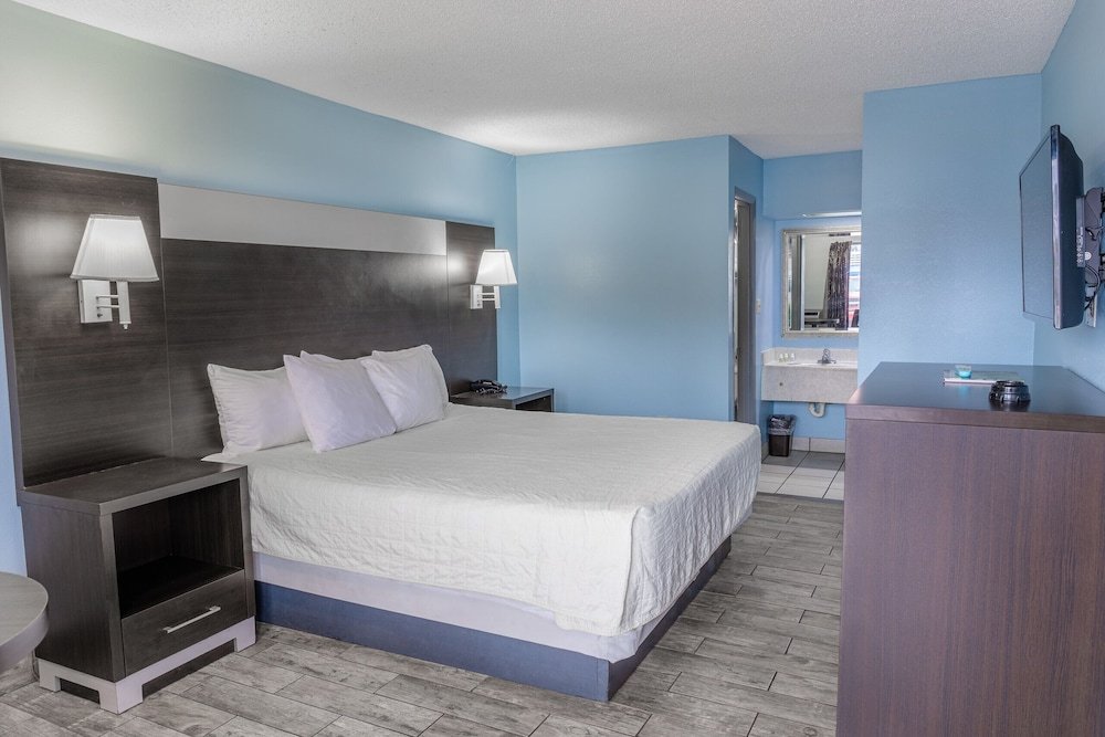 Фото Sandcastle Inn