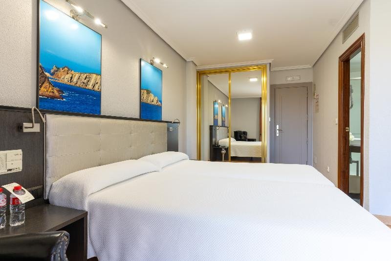 Фото Château La Roca