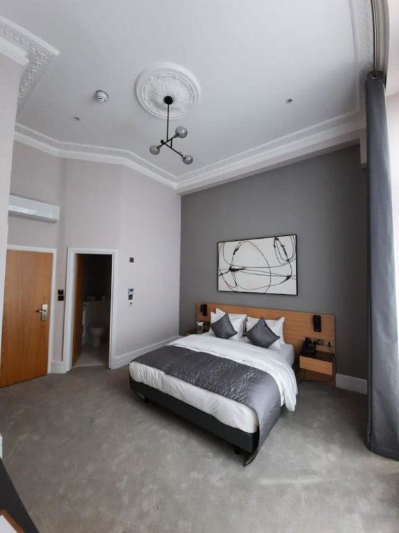 Фото Gainsborough Hotel