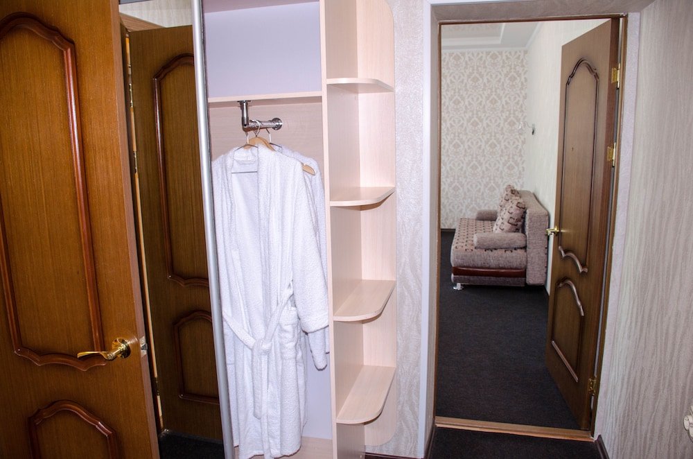 Фото Business Hotel