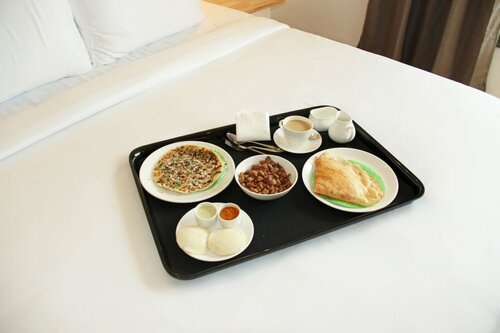 Гостиница Oyo 10242 Hotel Shelton Suites в Бангалоре