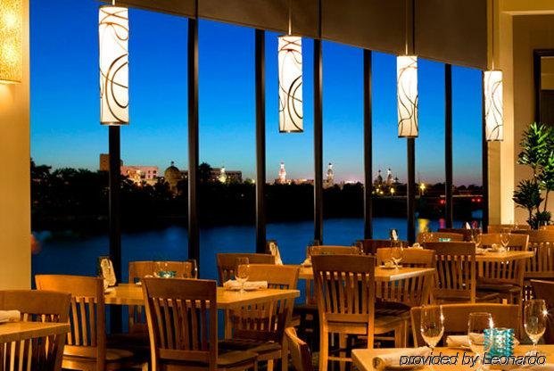 Фото Hotel Tampa Riverwalk