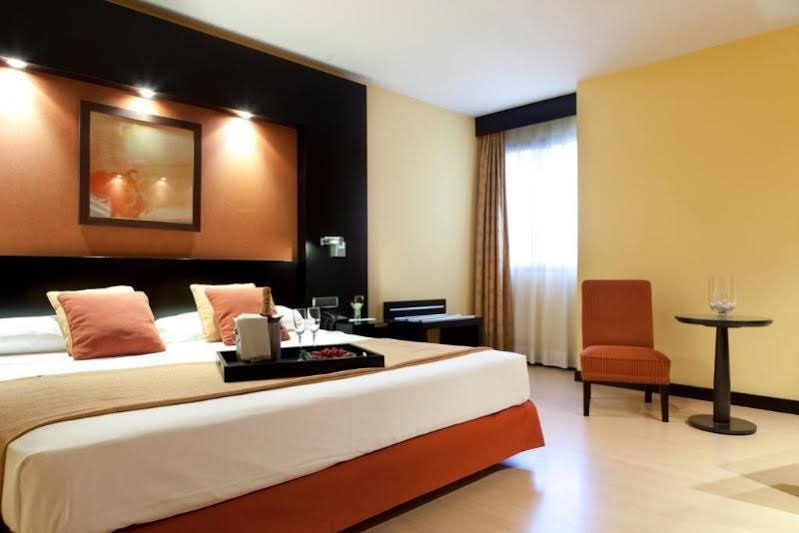 Фото Intelier Rosa