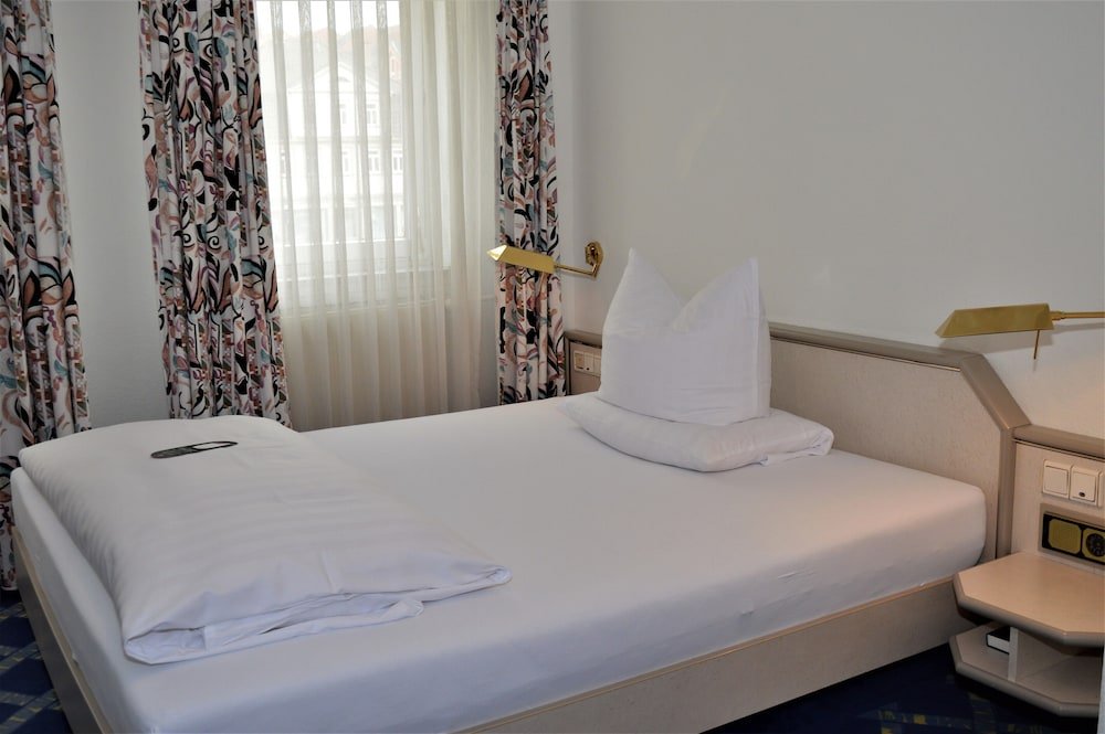 Фото Booking Residenz