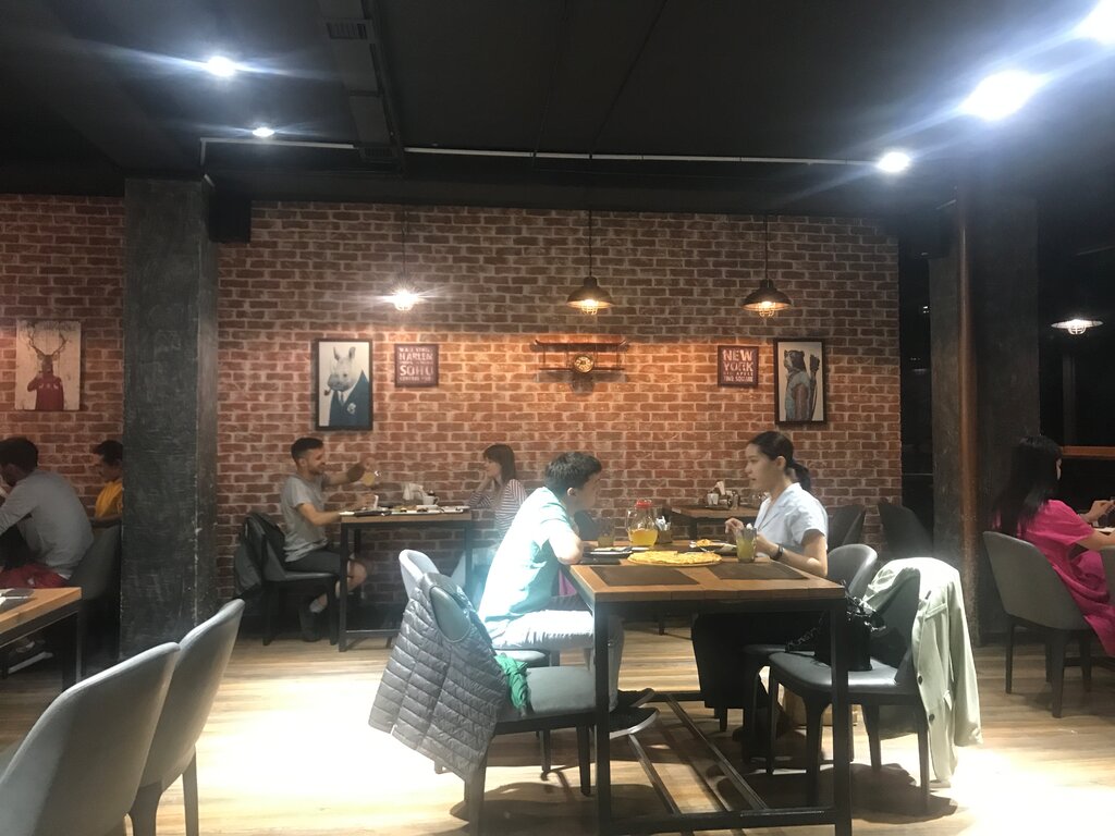 пиццерия — Ginger Sushi Loft Cafe — Алматы, фото №1