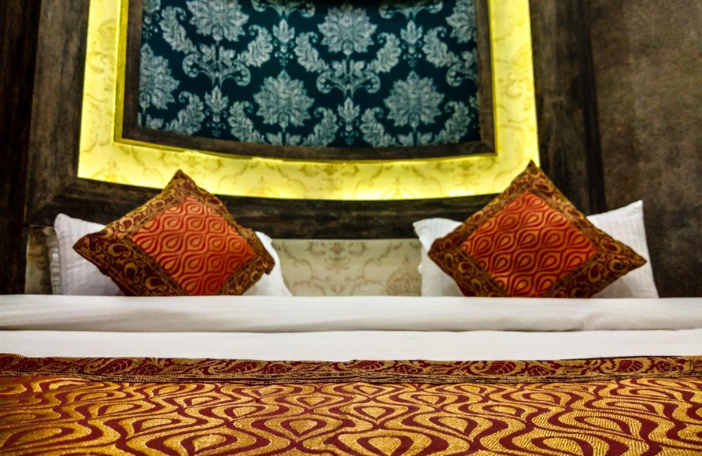 Фото Dwivedi Hotels Sri Omkar Palace