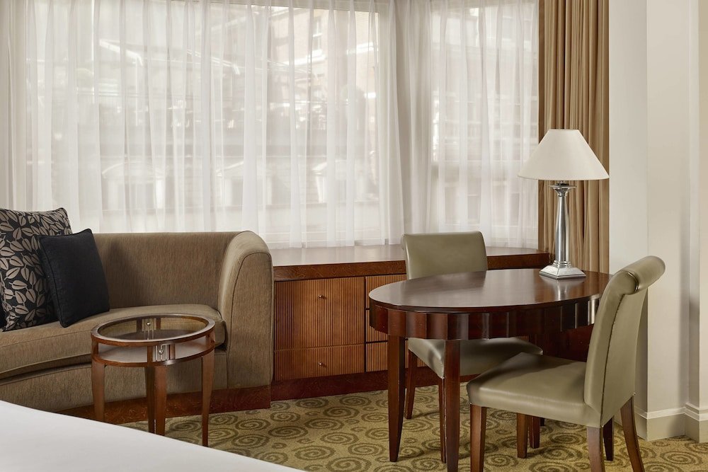 Фото The Park Tower Knightsbridge