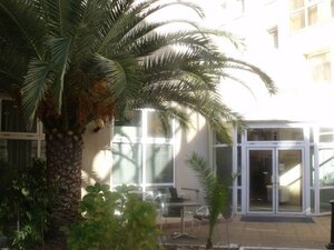 Гостиница Ibis Perpignan Centre