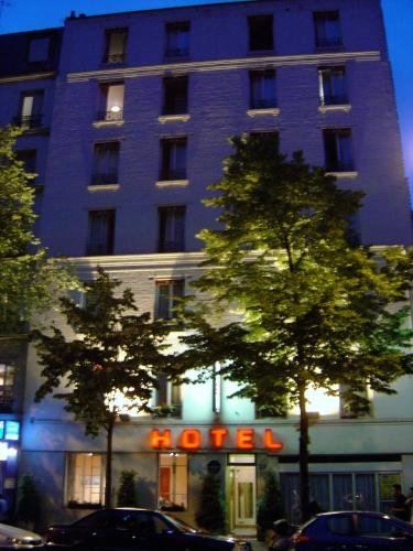 Фото отеля 2