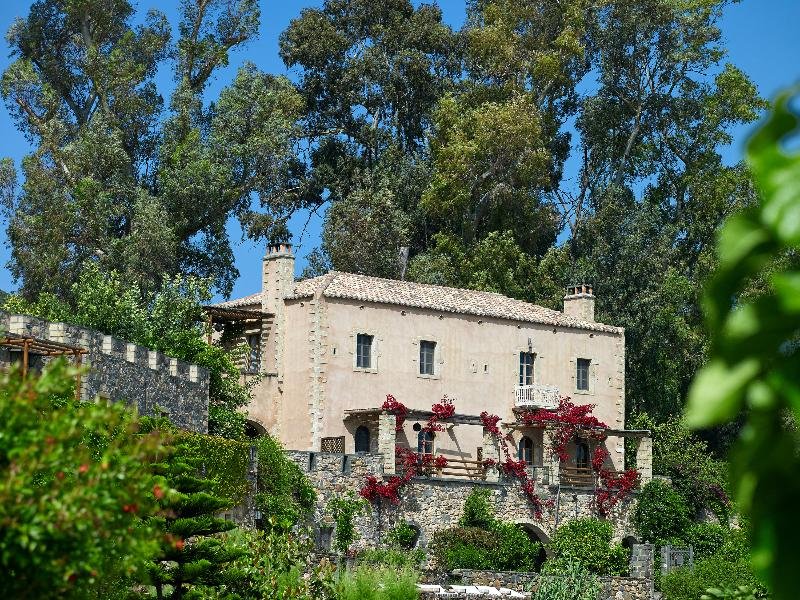 Фото Kinsterna Hotel