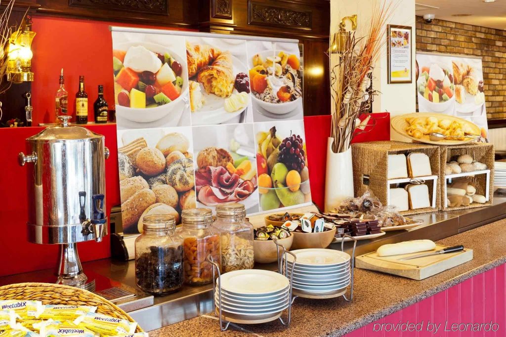 Фото Ibis Hull City Centre