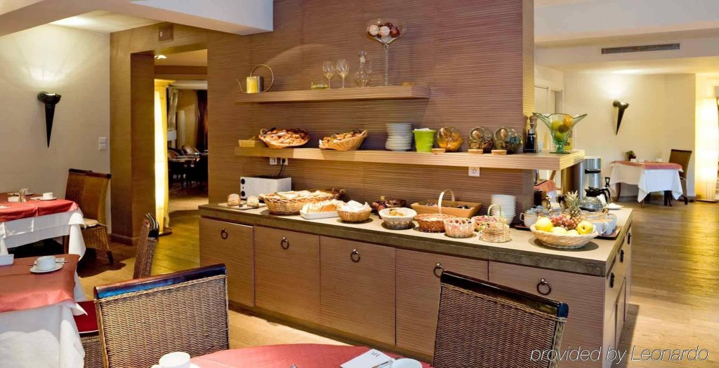 Фото Mercure Carcassonne La Cité hotel