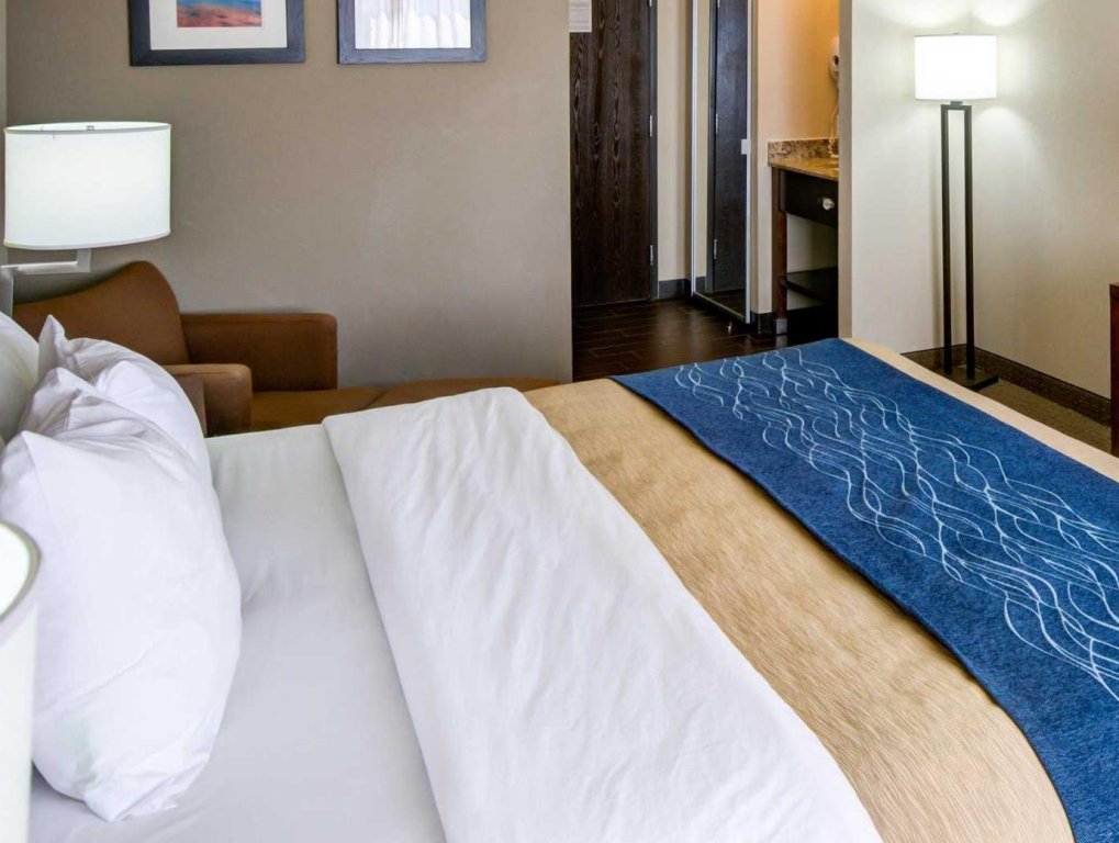 Фото Comfort Inn Albuquerque Airport