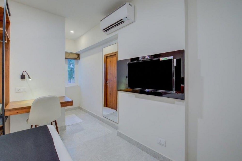 Фото Arunaa Inn Airport Hotel, Chennai