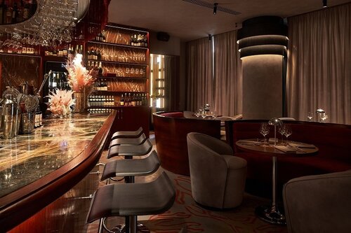 Әйелі ұрып-соғады