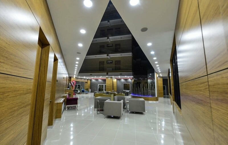 Гостиница Grand Surmely Hotel в Йозгате