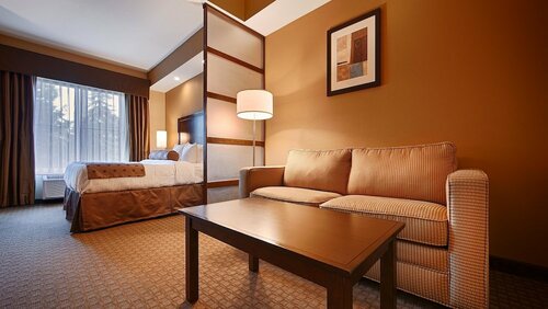 Гостиница Best Western Plus Lacey Inn & Suites