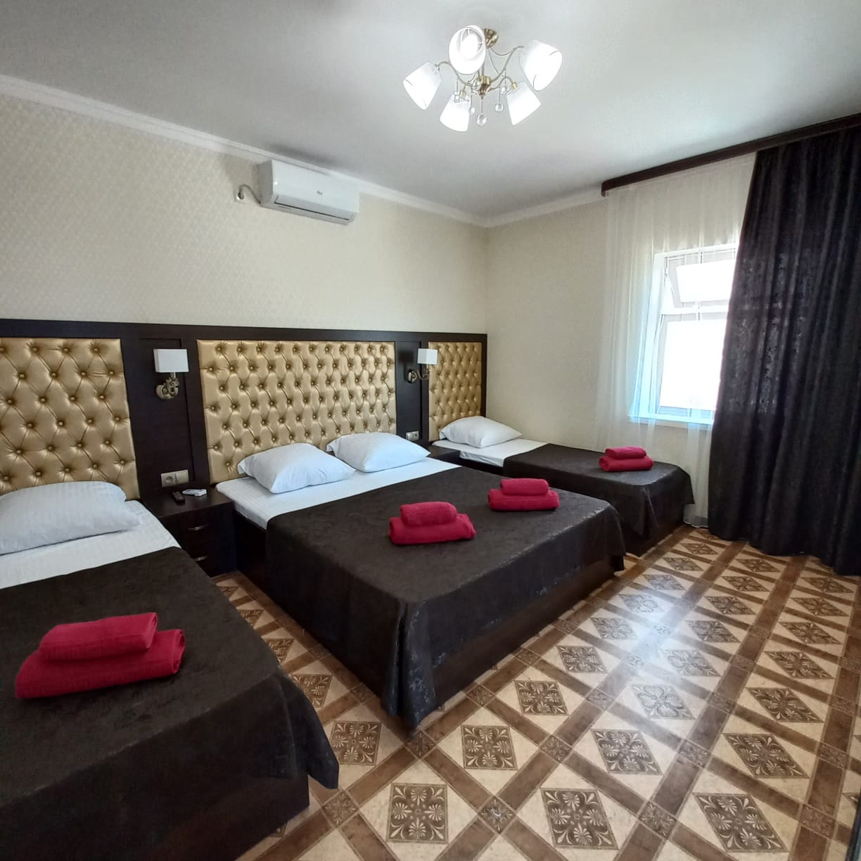 Фото Four sisters