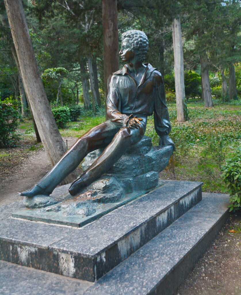 Monument, memorial Молодой А.С. Пушкин, Republic of Crimea, photo